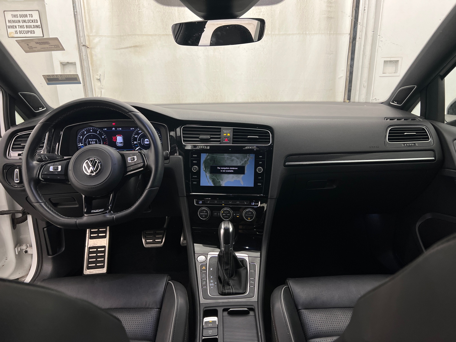 Thumbnail: 2018 Volkswagen Golf - 2