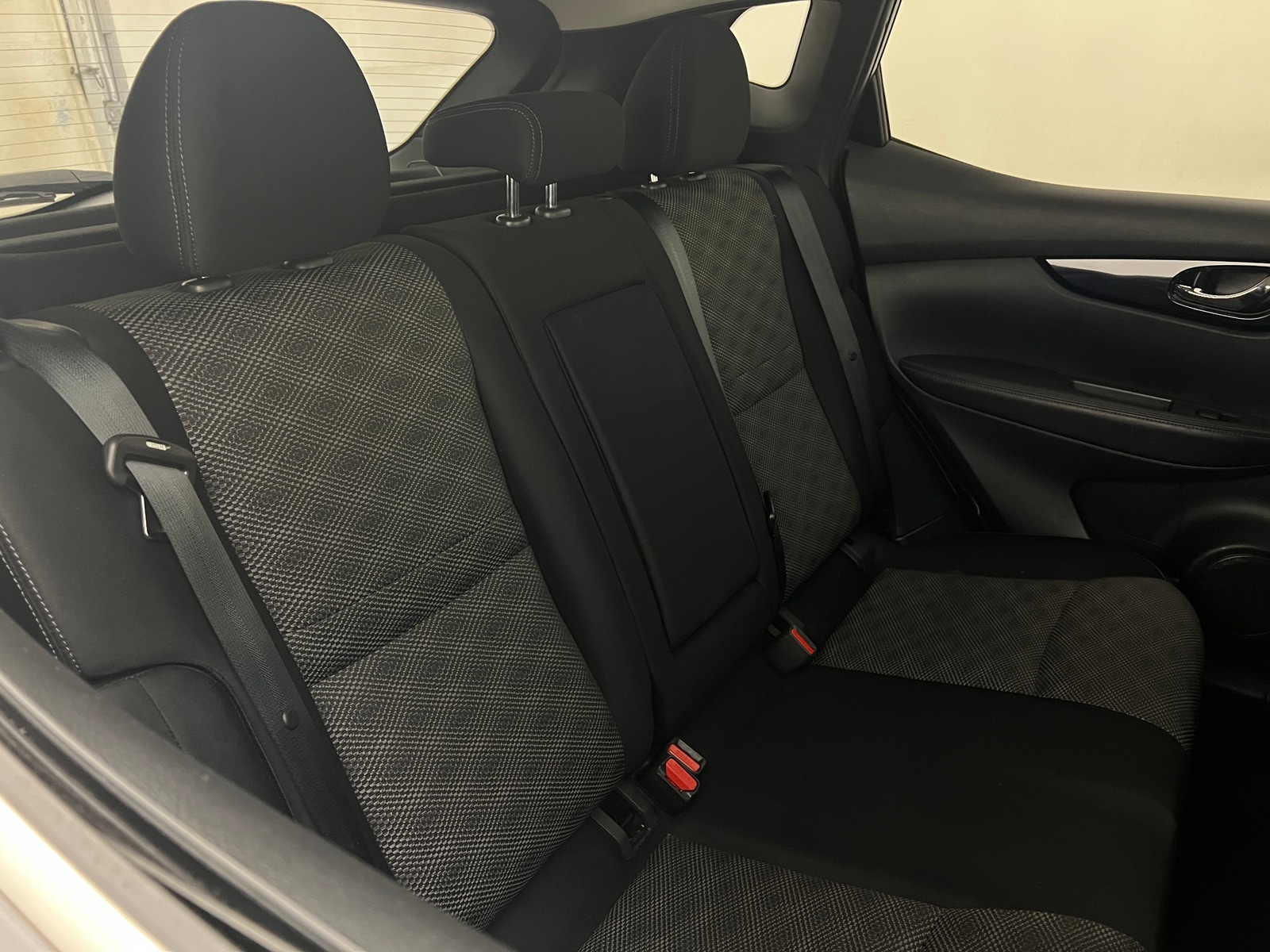 Thumbnail: 2020 Nissan Rogue Sport - 6