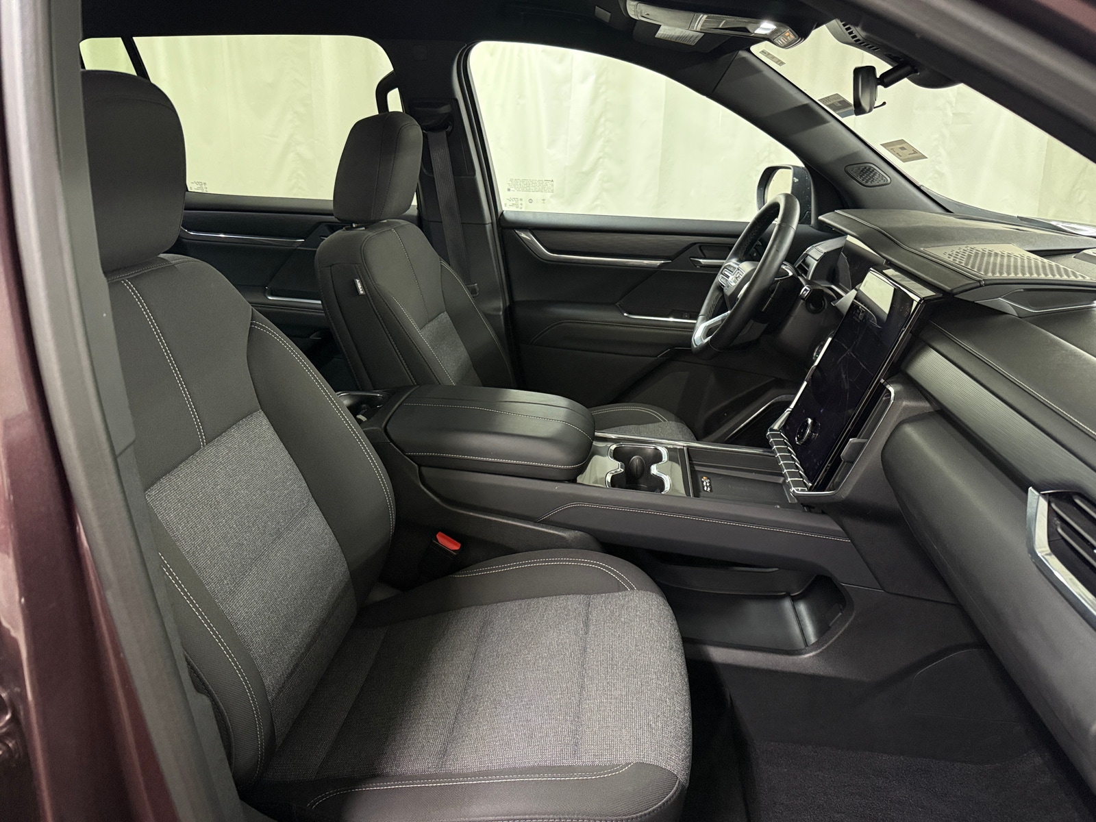 Thumbnail: 2025 GMC Acadia - 2