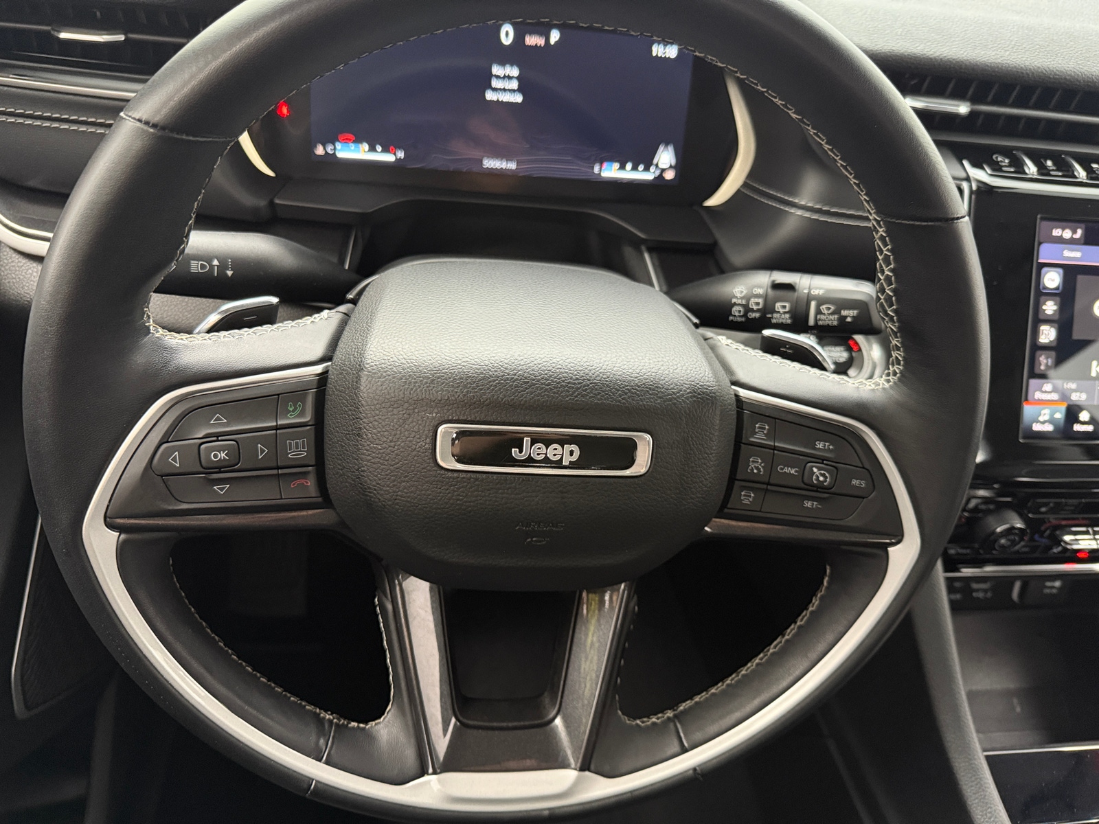 Thumbnail: 2022 Jeep Grand Cherokee L - 5