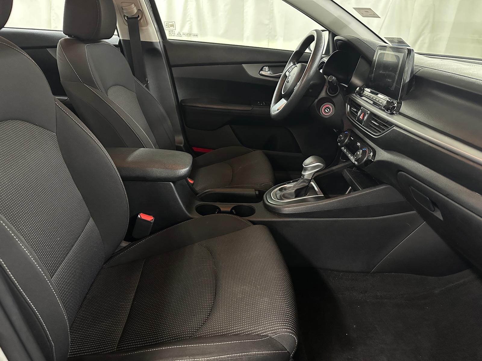 Thumbnail: 2019 Kia Forte - 2