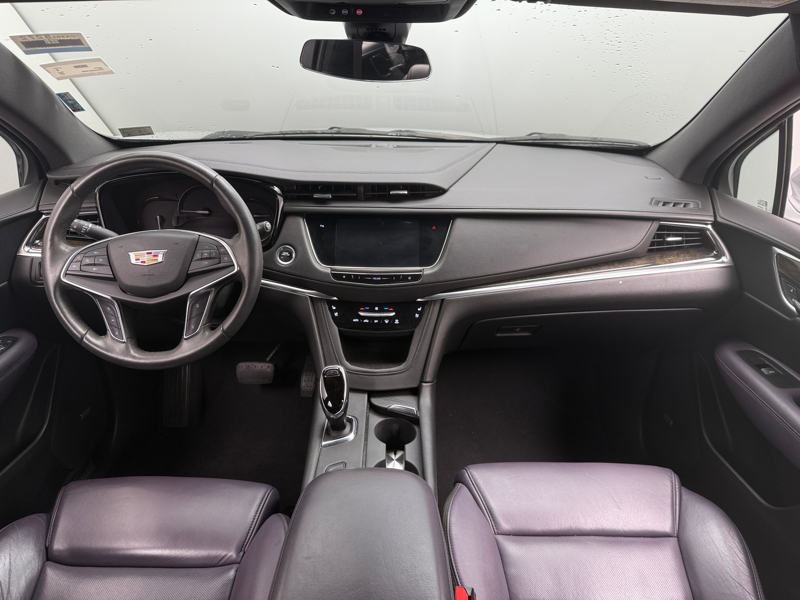 Thumbnail: 2017 Cadillac XT5 - 2