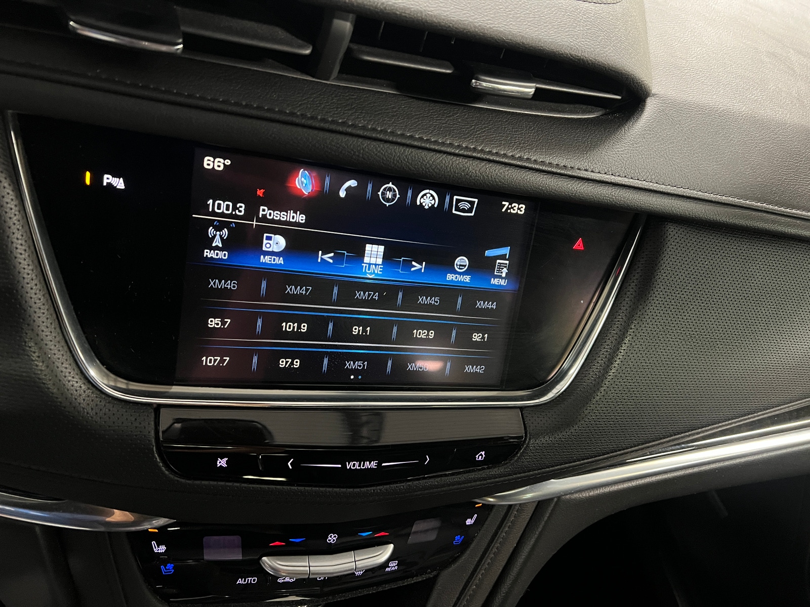 Thumbnail: 2017 Cadillac XT5 - 3