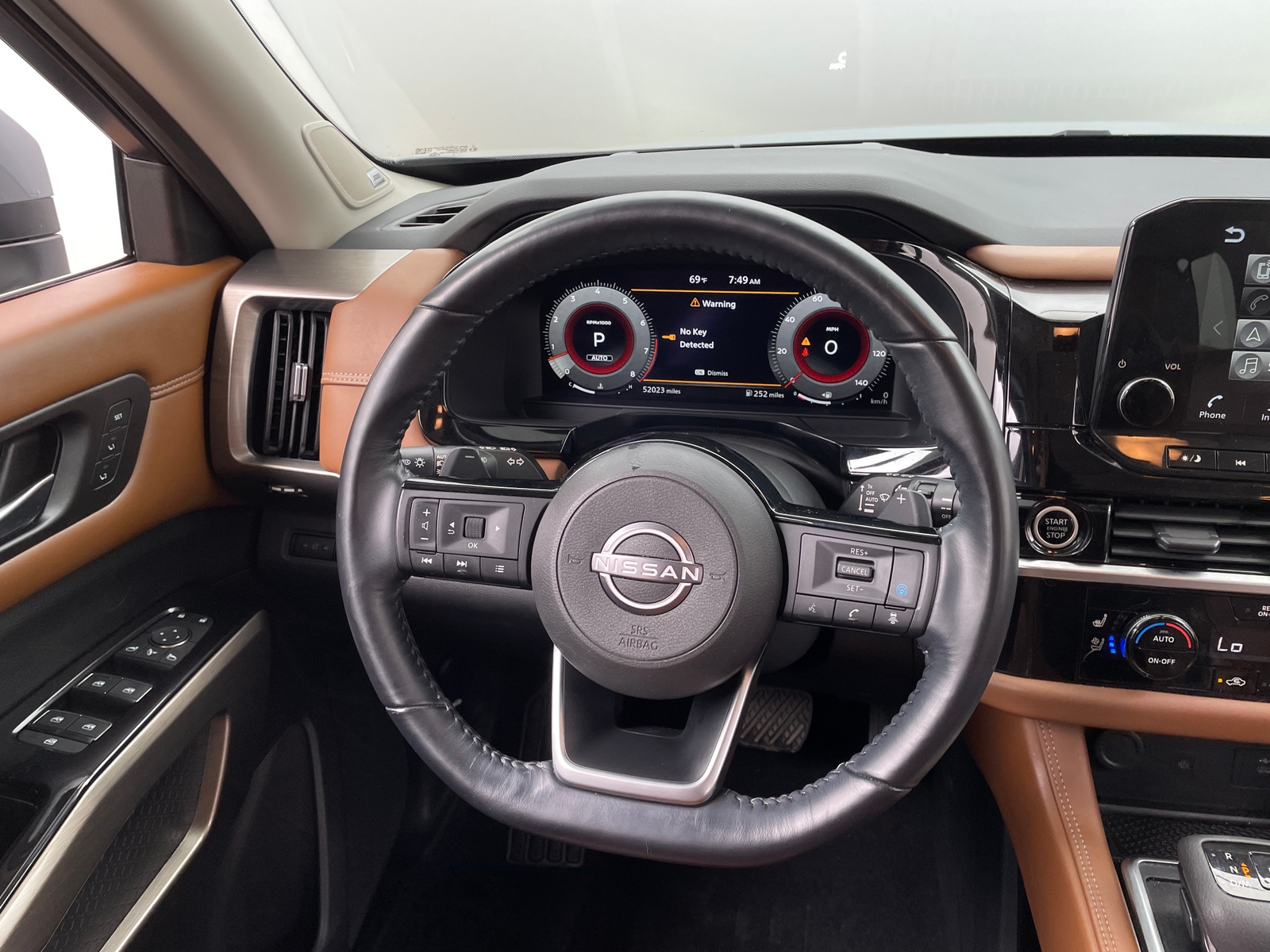 Thumbnail: 2022 Nissan Pathfinder - 4