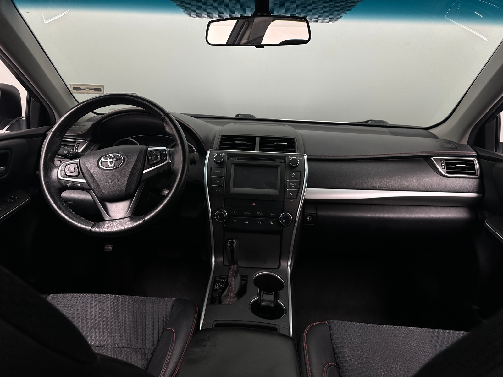 Thumbnail: 2015 Toyota Camry - 3