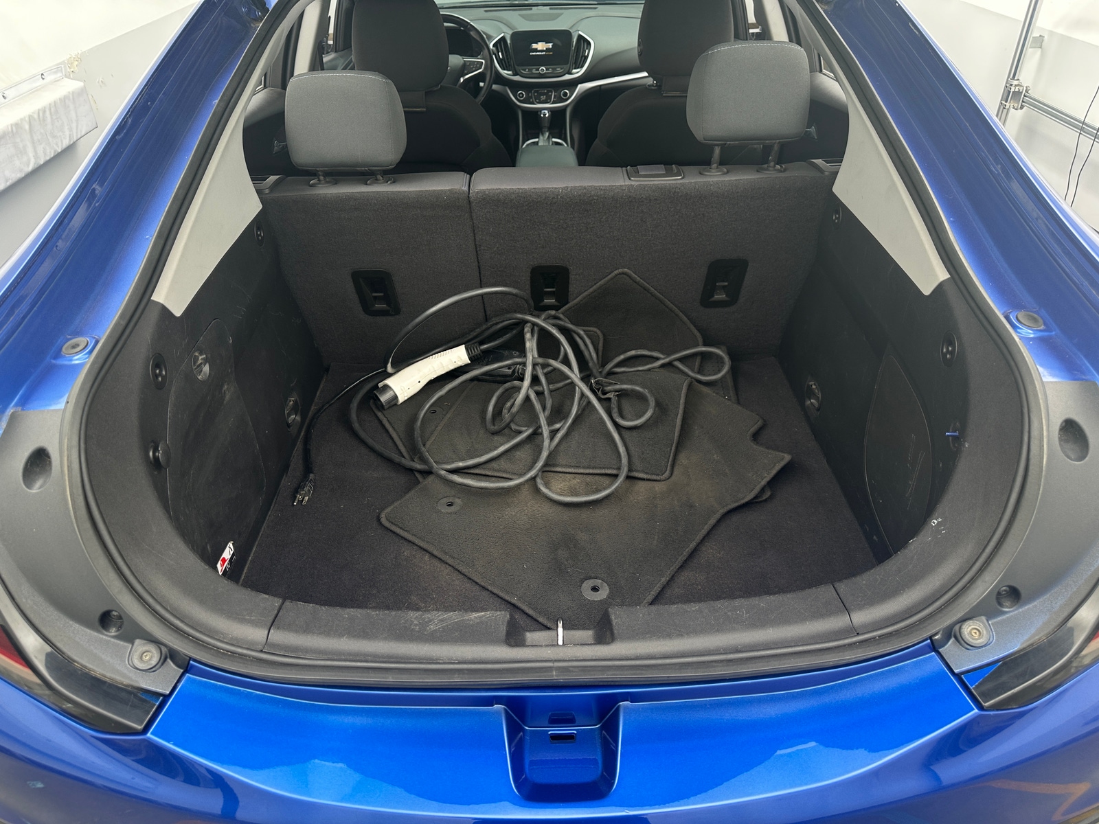 Thumbnail: 2017 Chevrolet Volt - 7