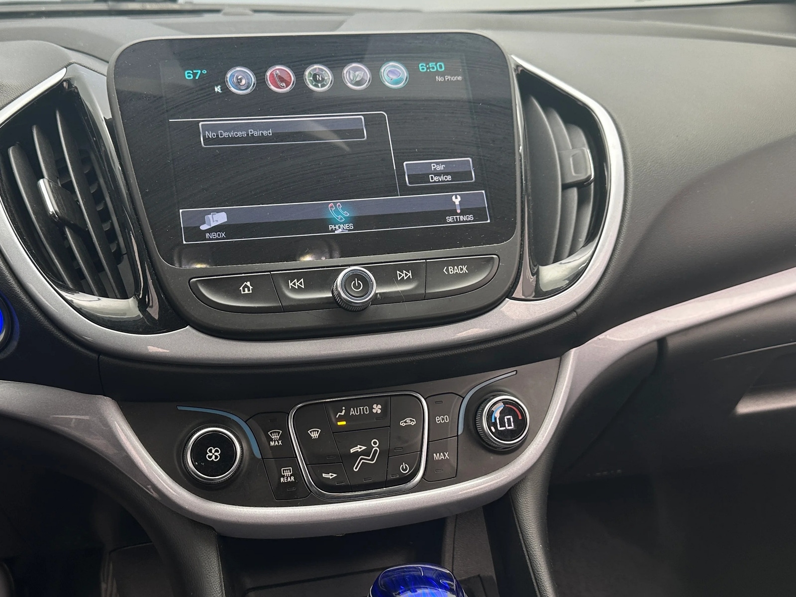 Thumbnail: 2017 Chevrolet Volt - 4