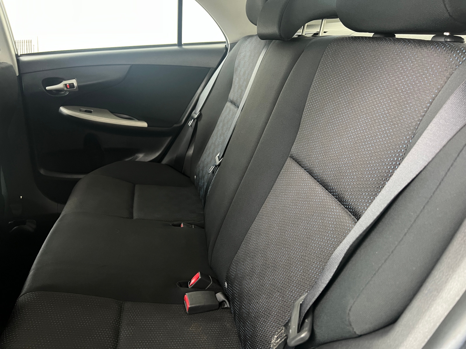 Thumbnail: 2010 Toyota Corolla - 6