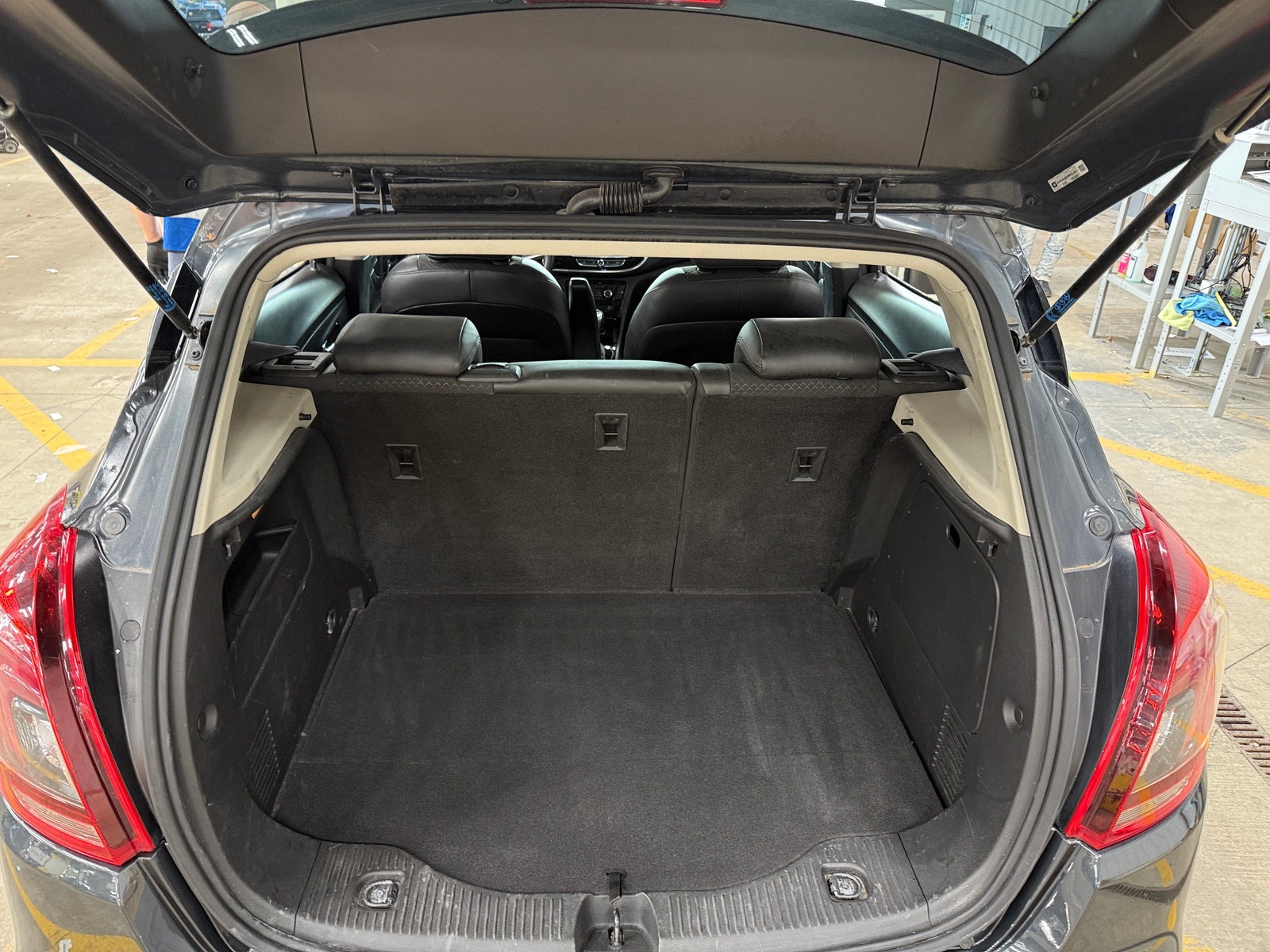 Thumbnail: 2018 Buick Encore - 7