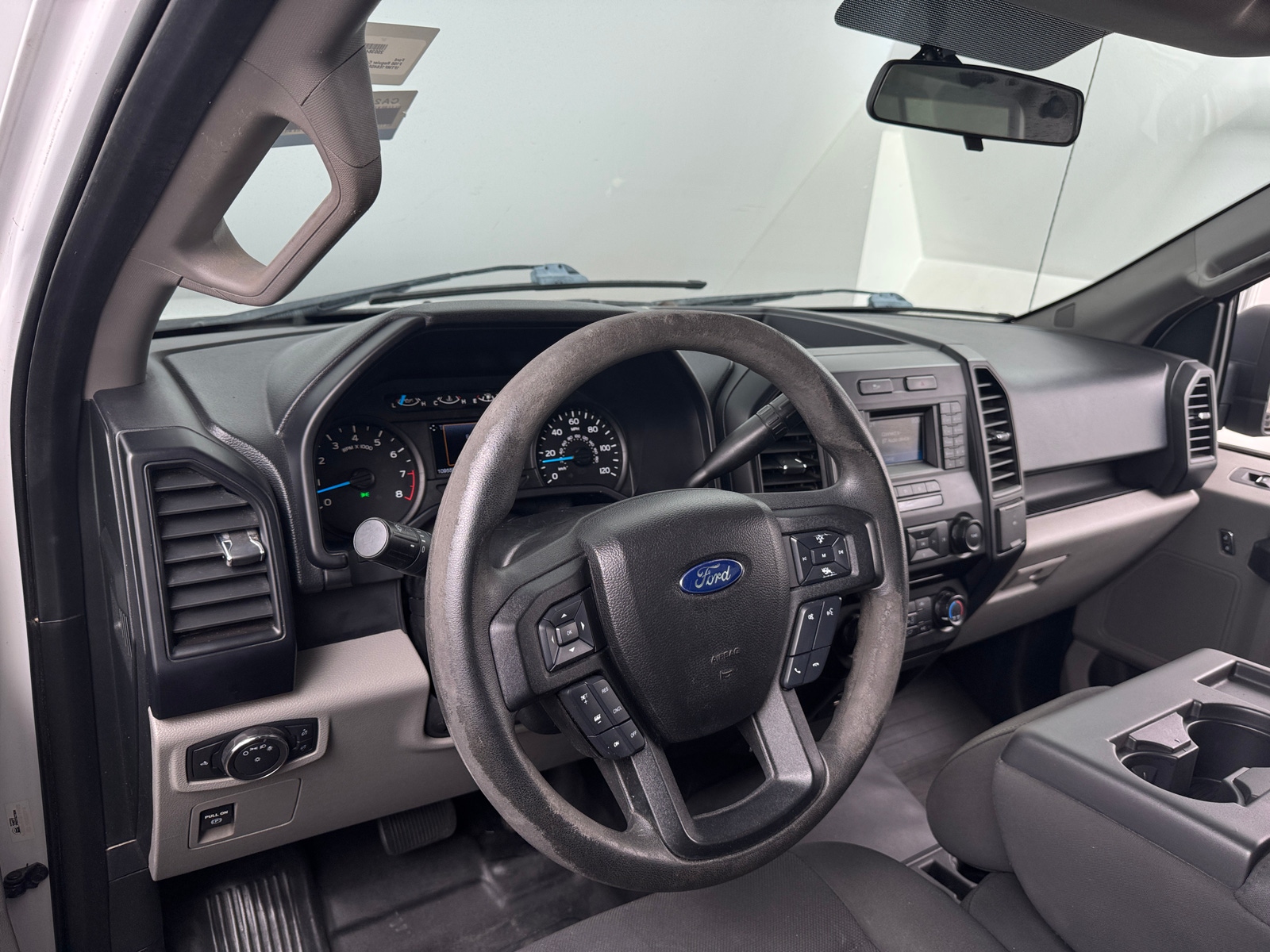 Thumbnail: 2016 Ford Econoline - 3
