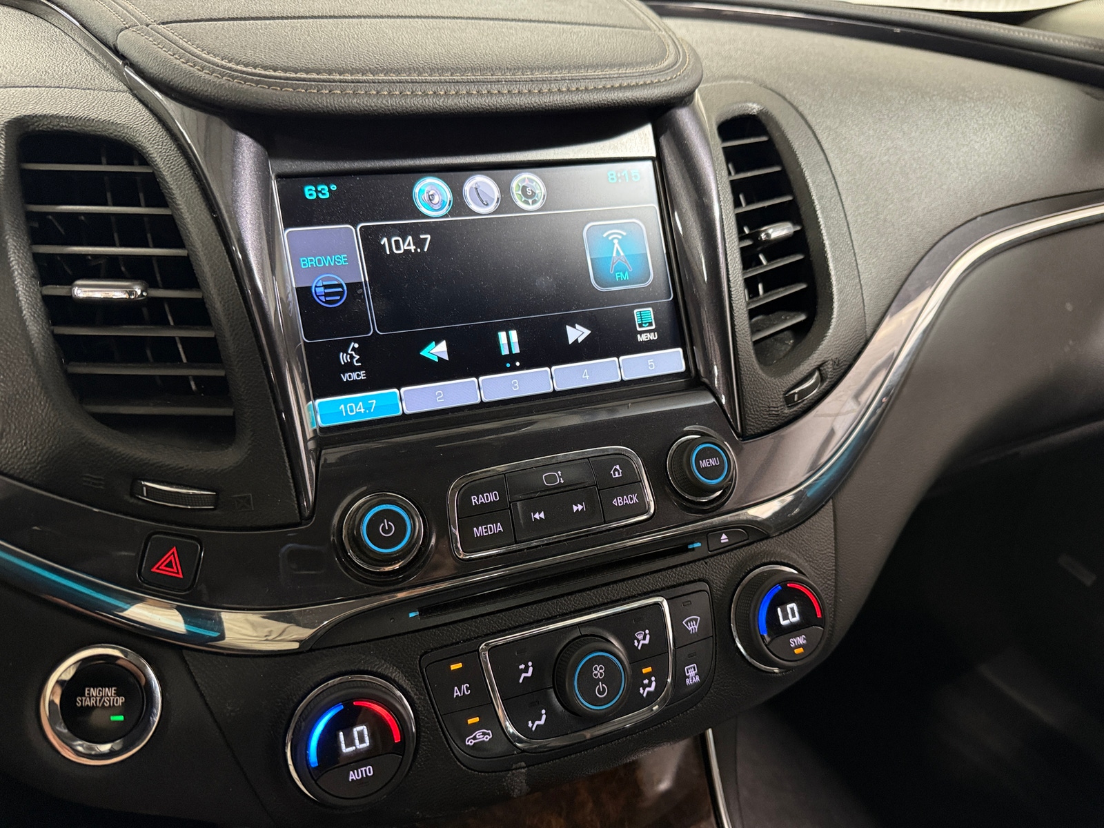 Thumbnail: 2015 Chevrolet Impala - 3