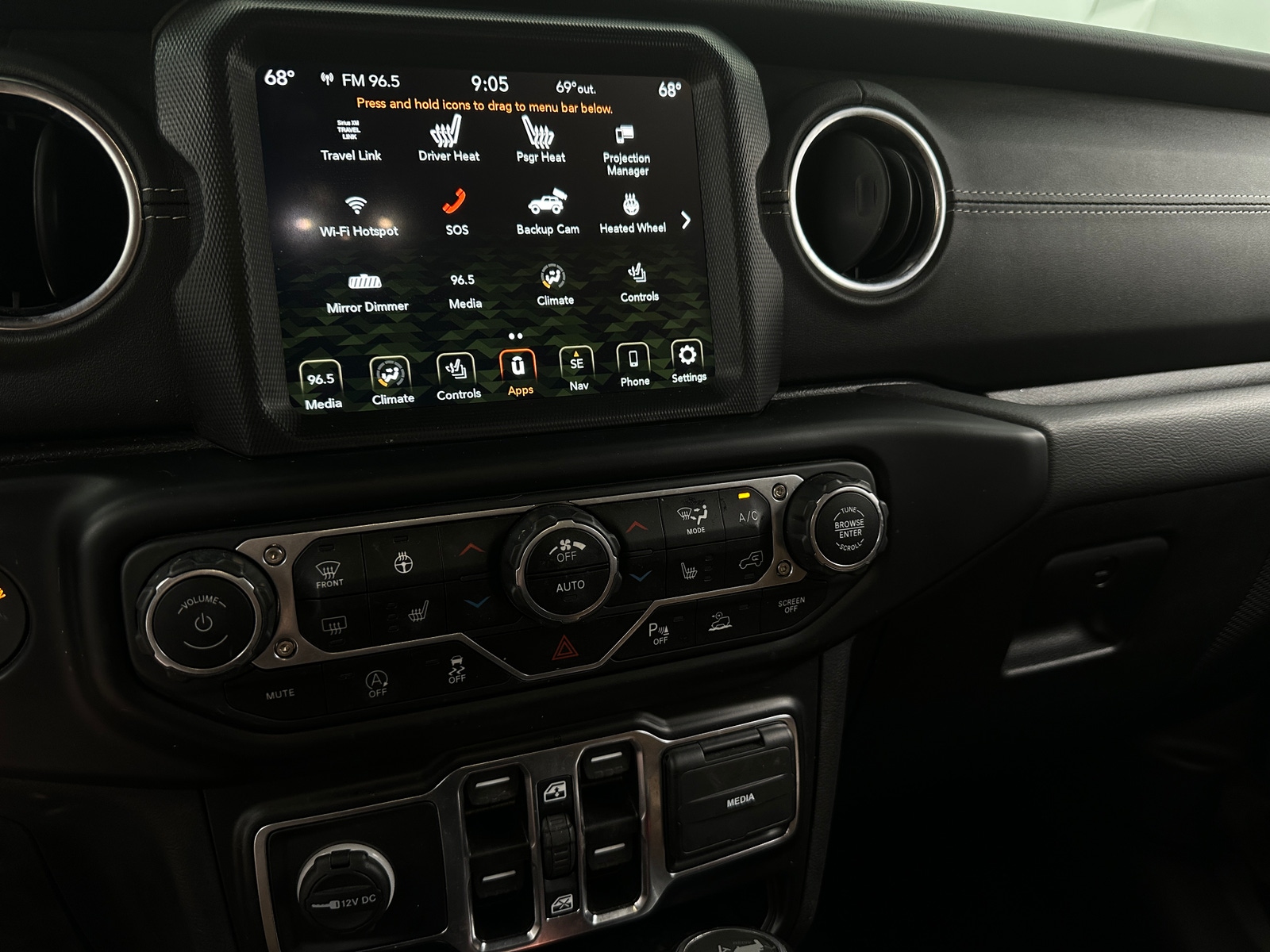 Thumbnail: 2021 Jeep Wrangler - 3