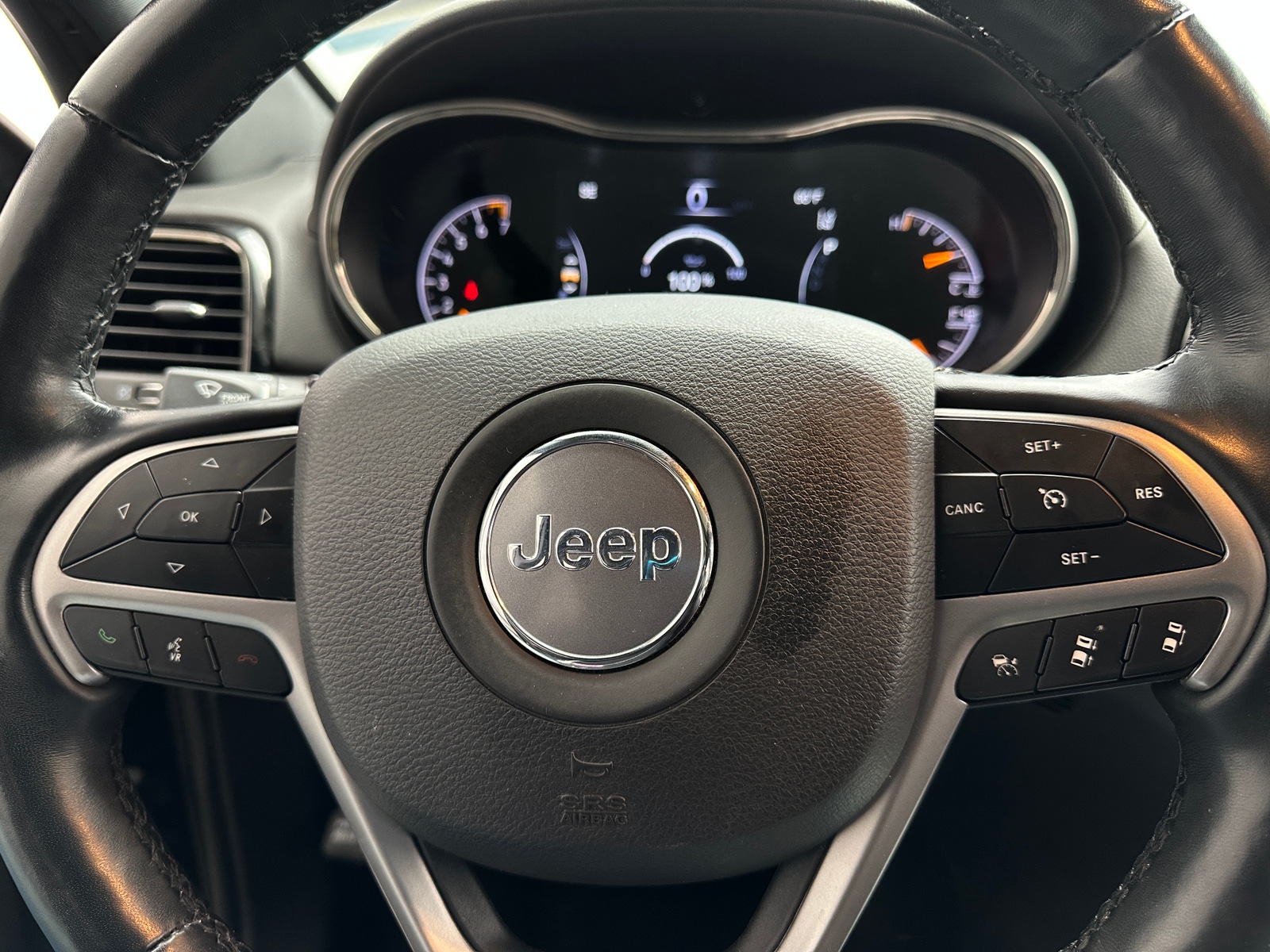 Thumbnail: 2021 Jeep Grand Cherokee - 4