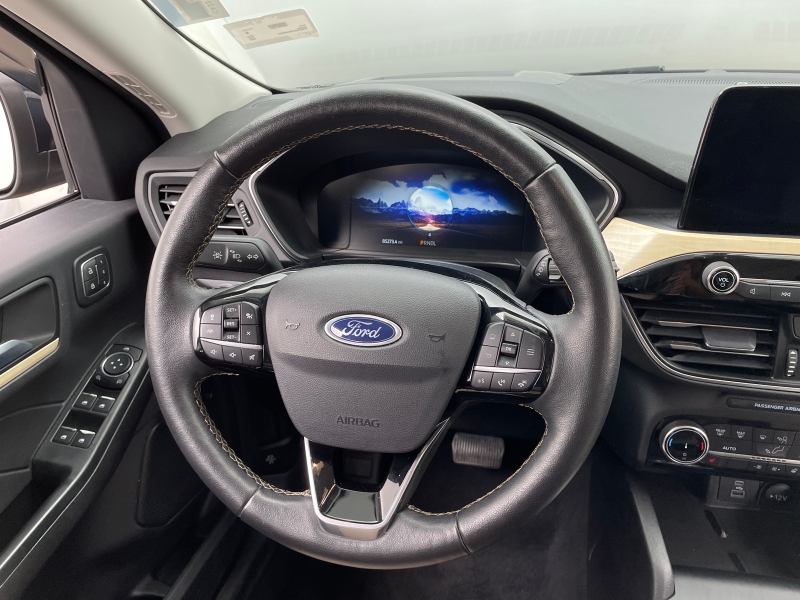 Thumbnail: 2022 Ford Escape - 4
