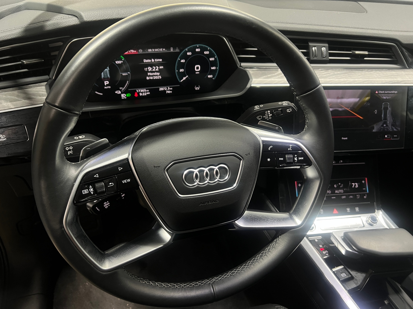 Thumbnail: 2024 Audi Q8 e-tron - 4