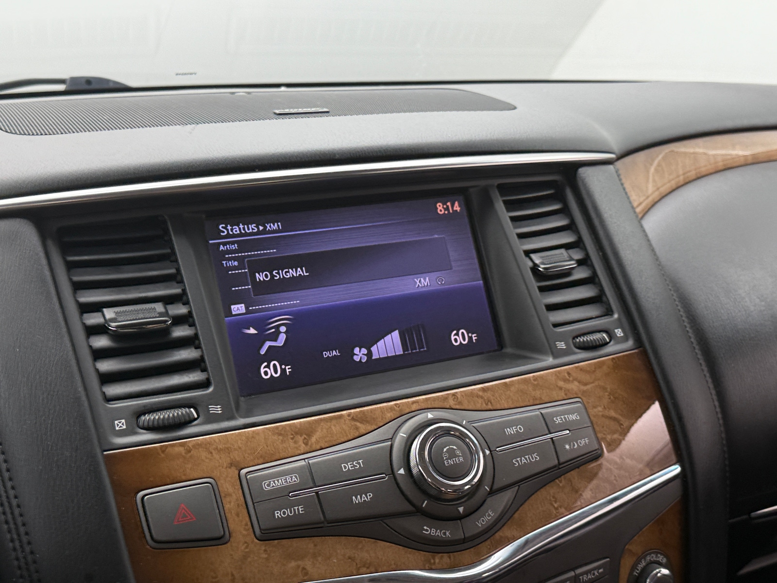 Thumbnail: 2013 INFINITI QX56 - 3