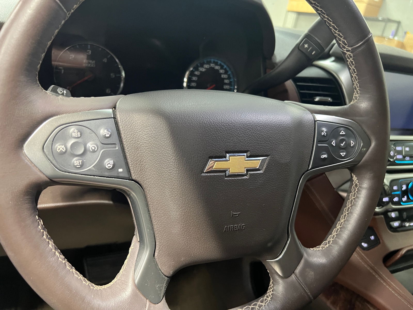 Thumbnail: 2017 Chevrolet Tahoe - 4