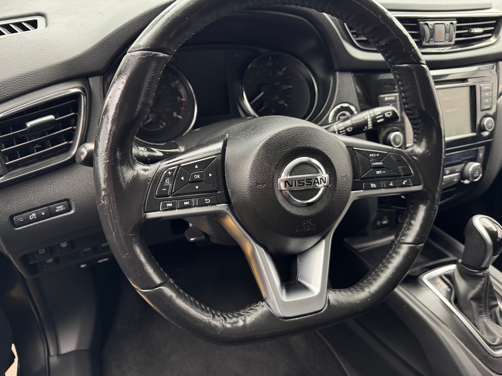 Thumbnail: 2021 Nissan Rogue Sport - 5