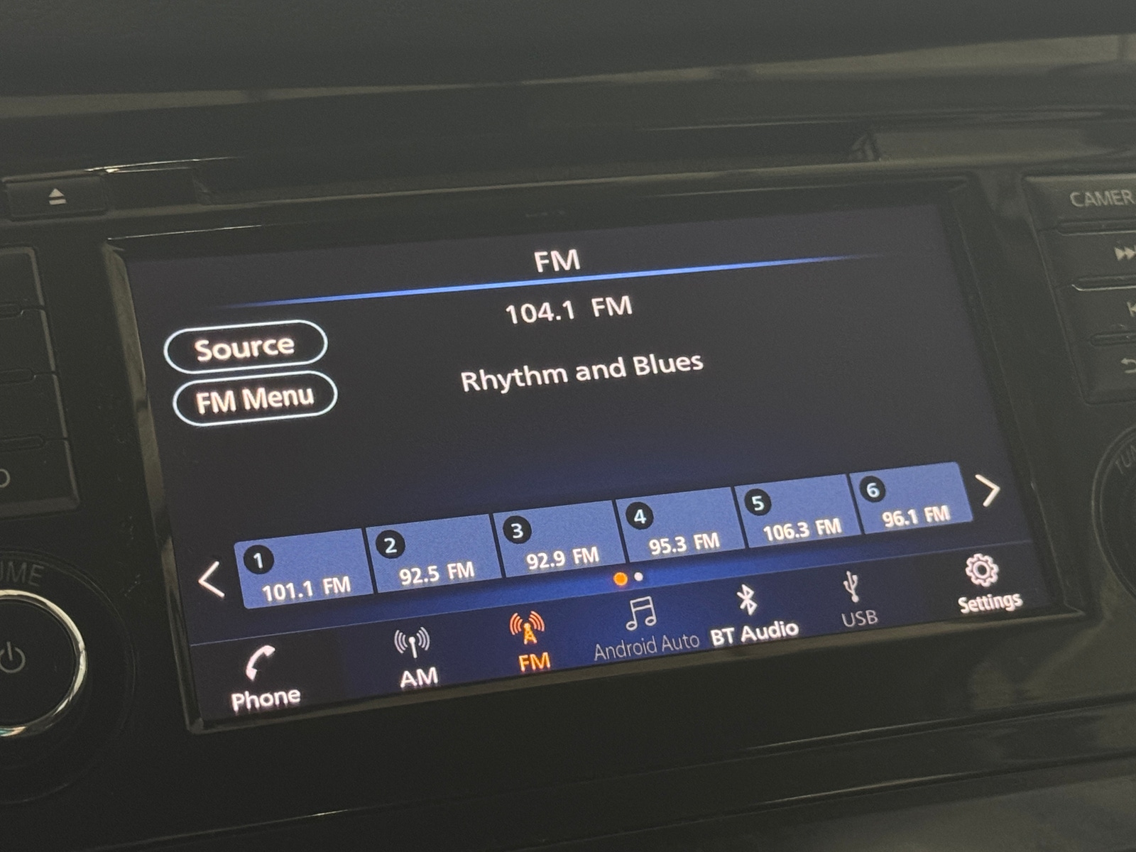 Thumbnail: 2021 Nissan Rogue Sport - 4