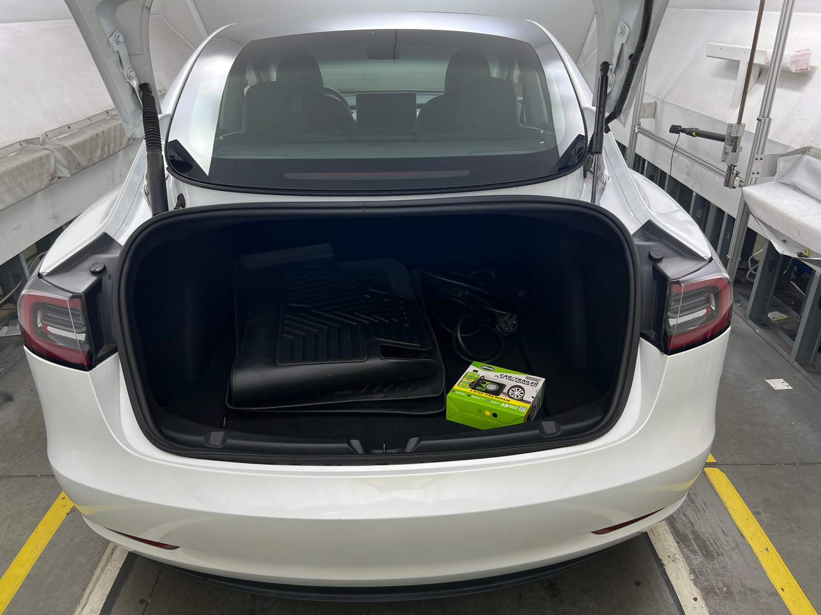Thumbnail: 2023 Tesla Model 3 - 6
