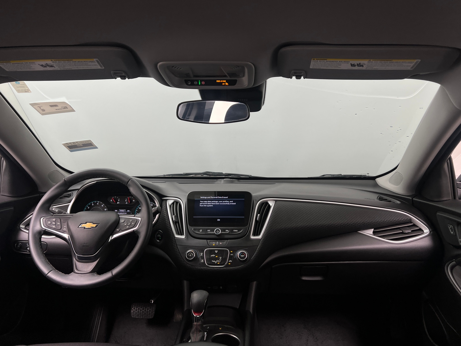 Thumbnail: 2024 Chevrolet Malibu - 3