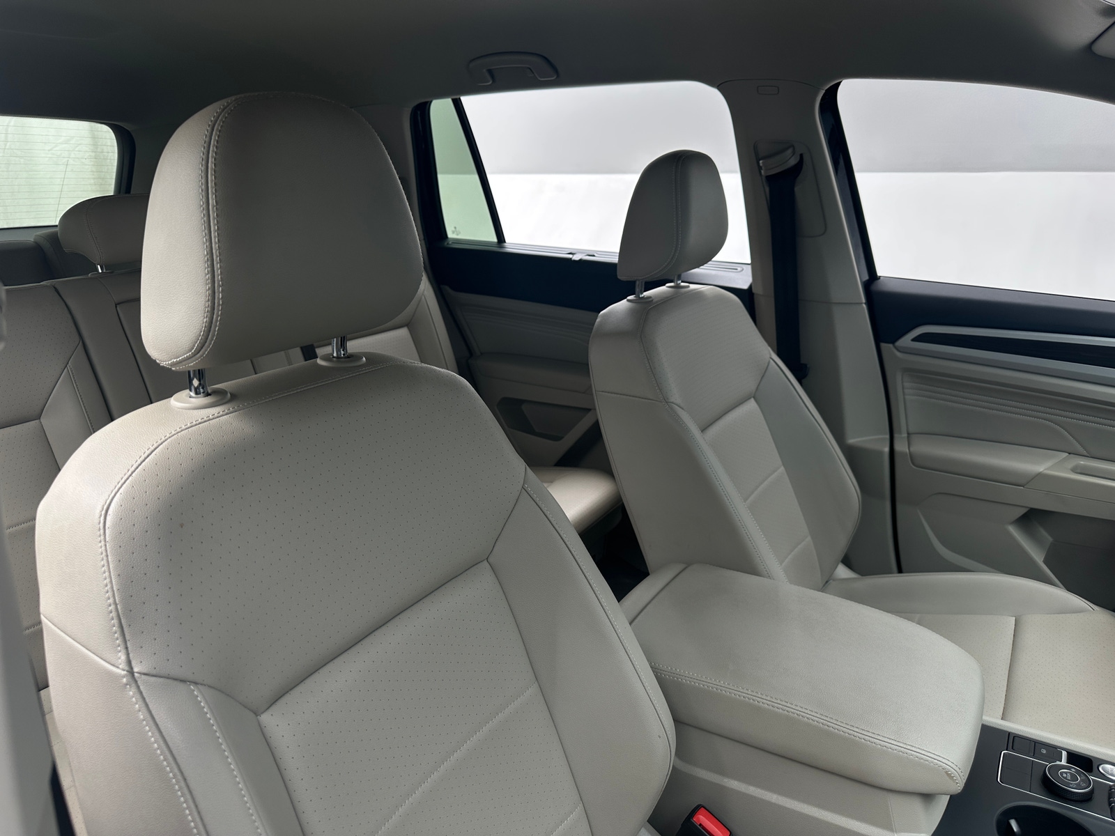 Thumbnail: 2021 Volkswagen Atlas - 2