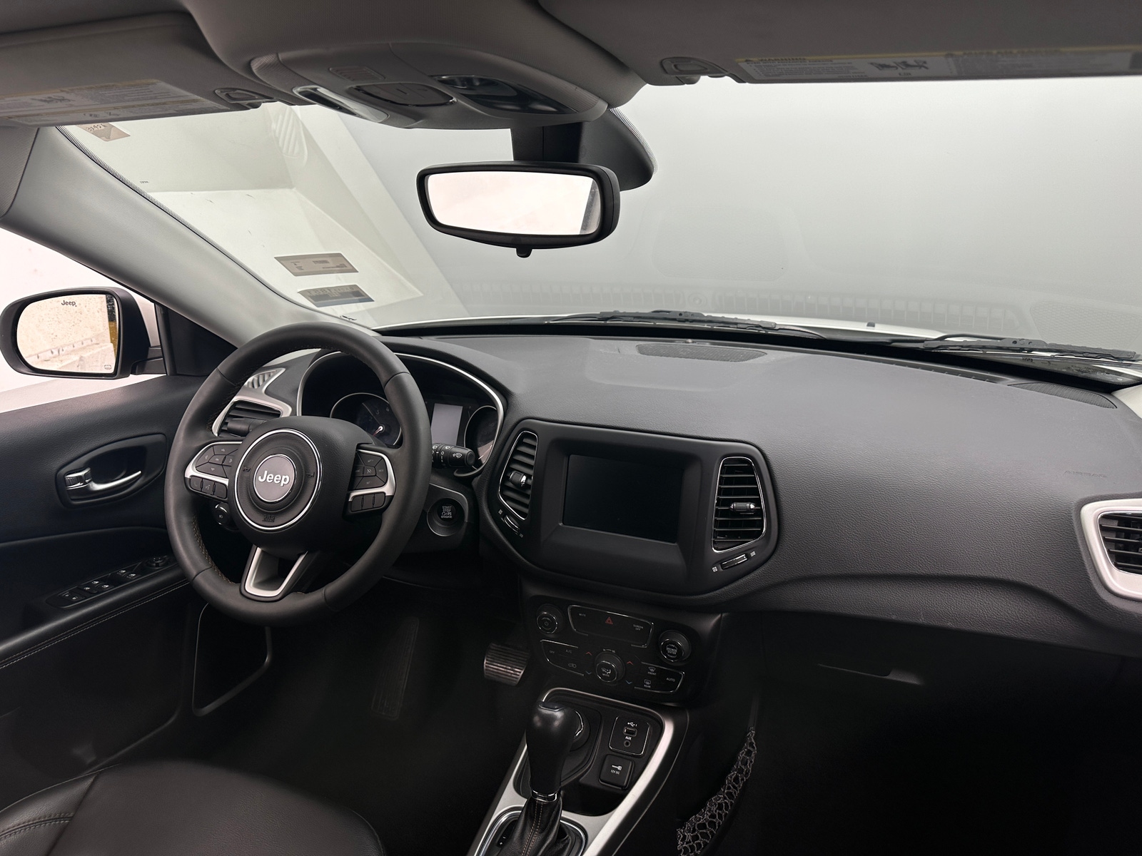 Thumbnail: 2021 Jeep Compass - 3