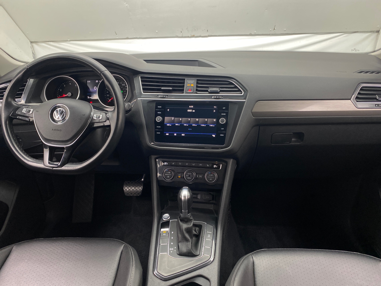 Thumbnail: 2019 Volkswagen Tiguan - 2