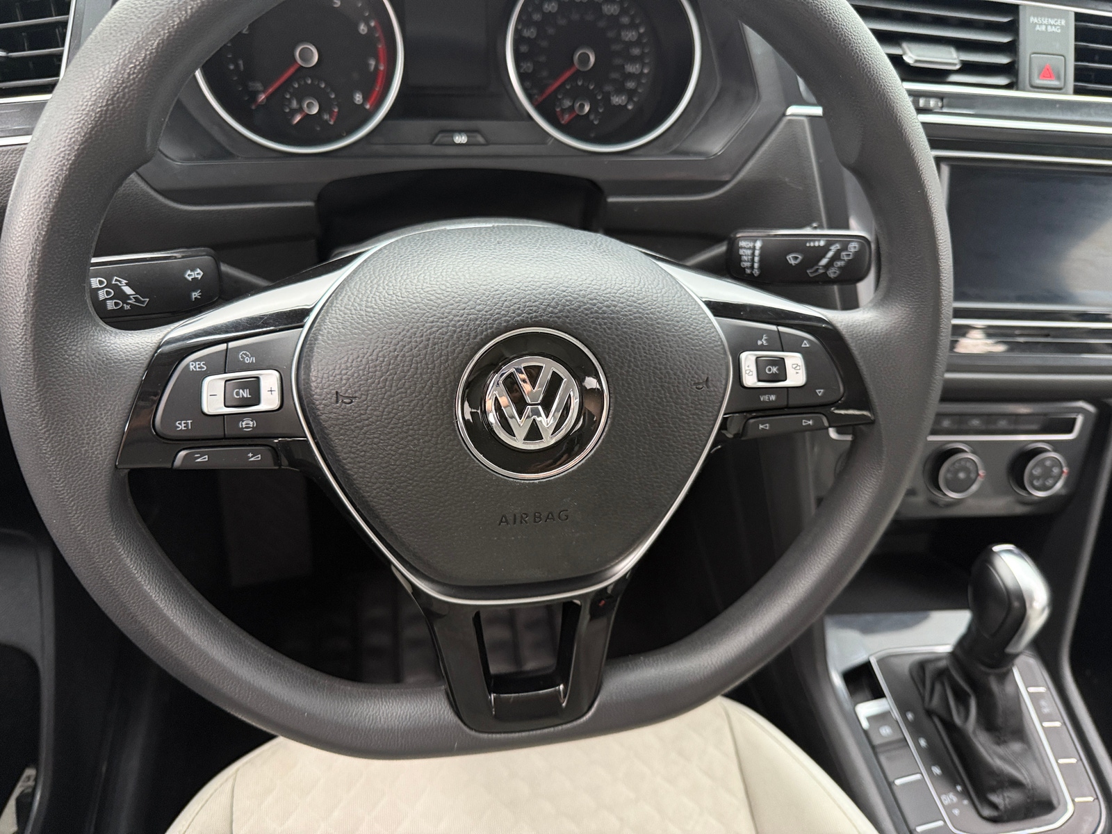 Thumbnail: 2019 Volkswagen Tiguan - 5