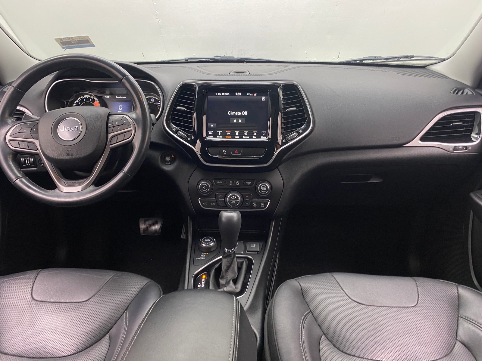 Thumbnail: 2019 Jeep Cherokee - 2
