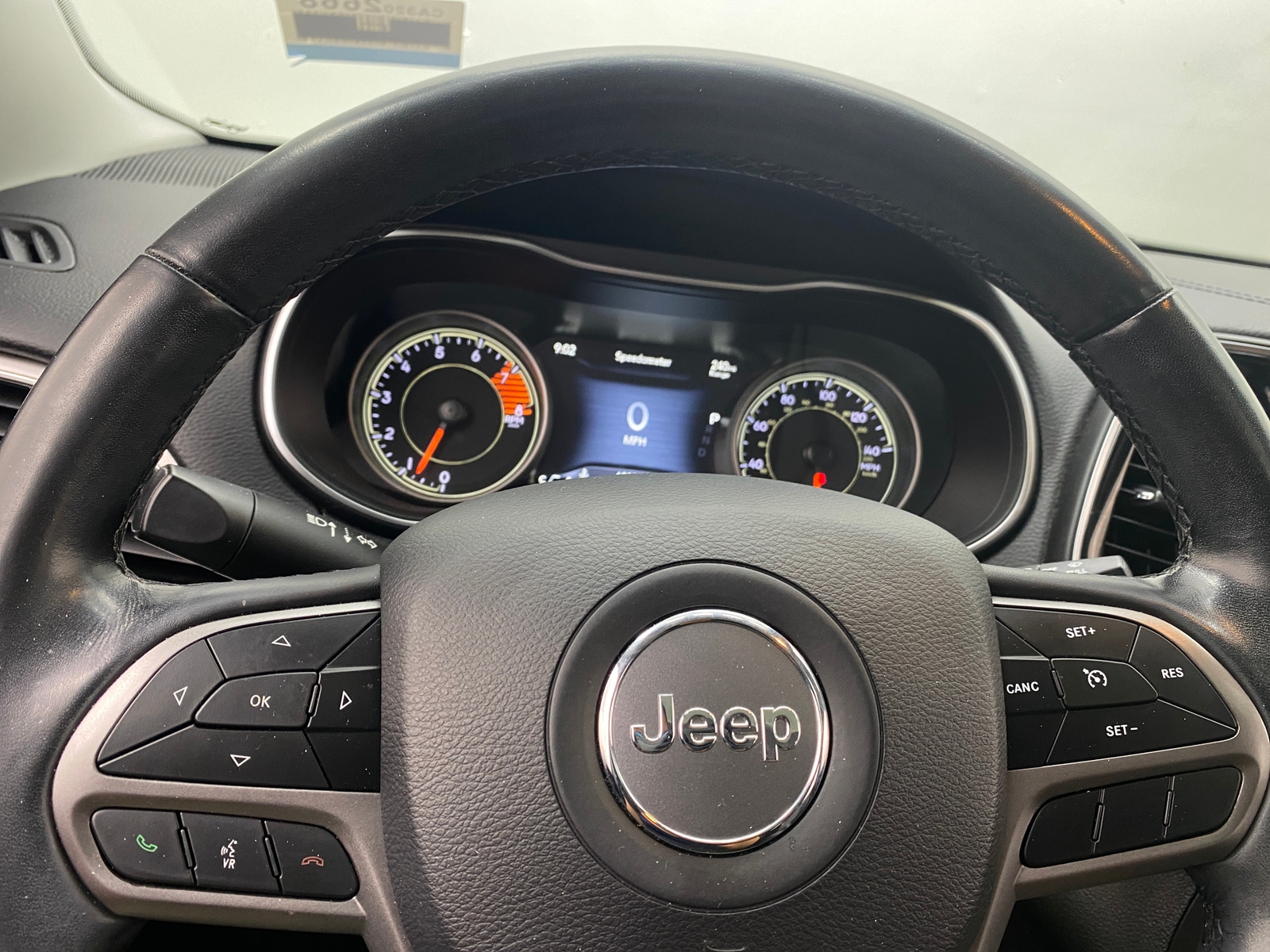 Thumbnail: 2019 Jeep Cherokee - 4