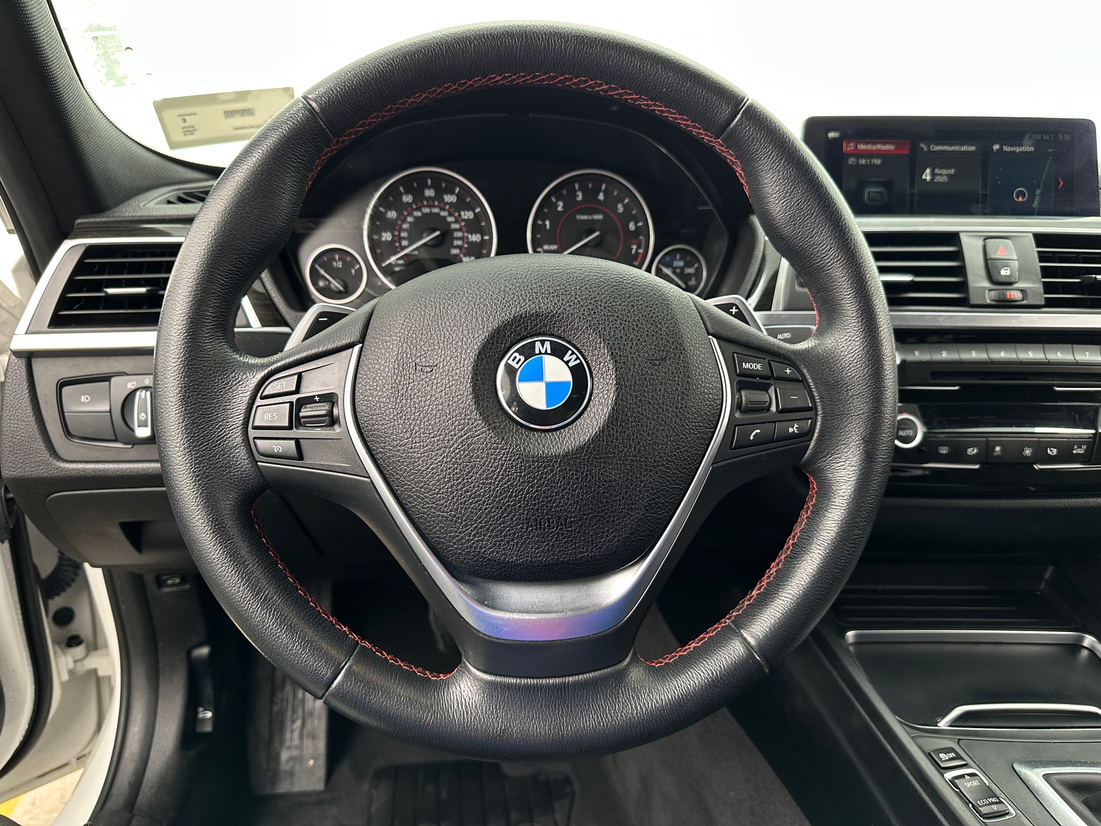 Thumbnail: 2018 BMW 3 Series - 5