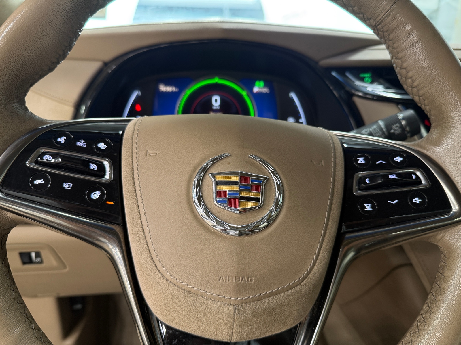 Thumbnail: 2014 Cadillac ELR - 3