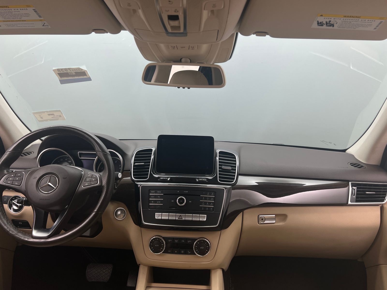 Thumbnail: 2017 Mercedes-Benz GLE - 2