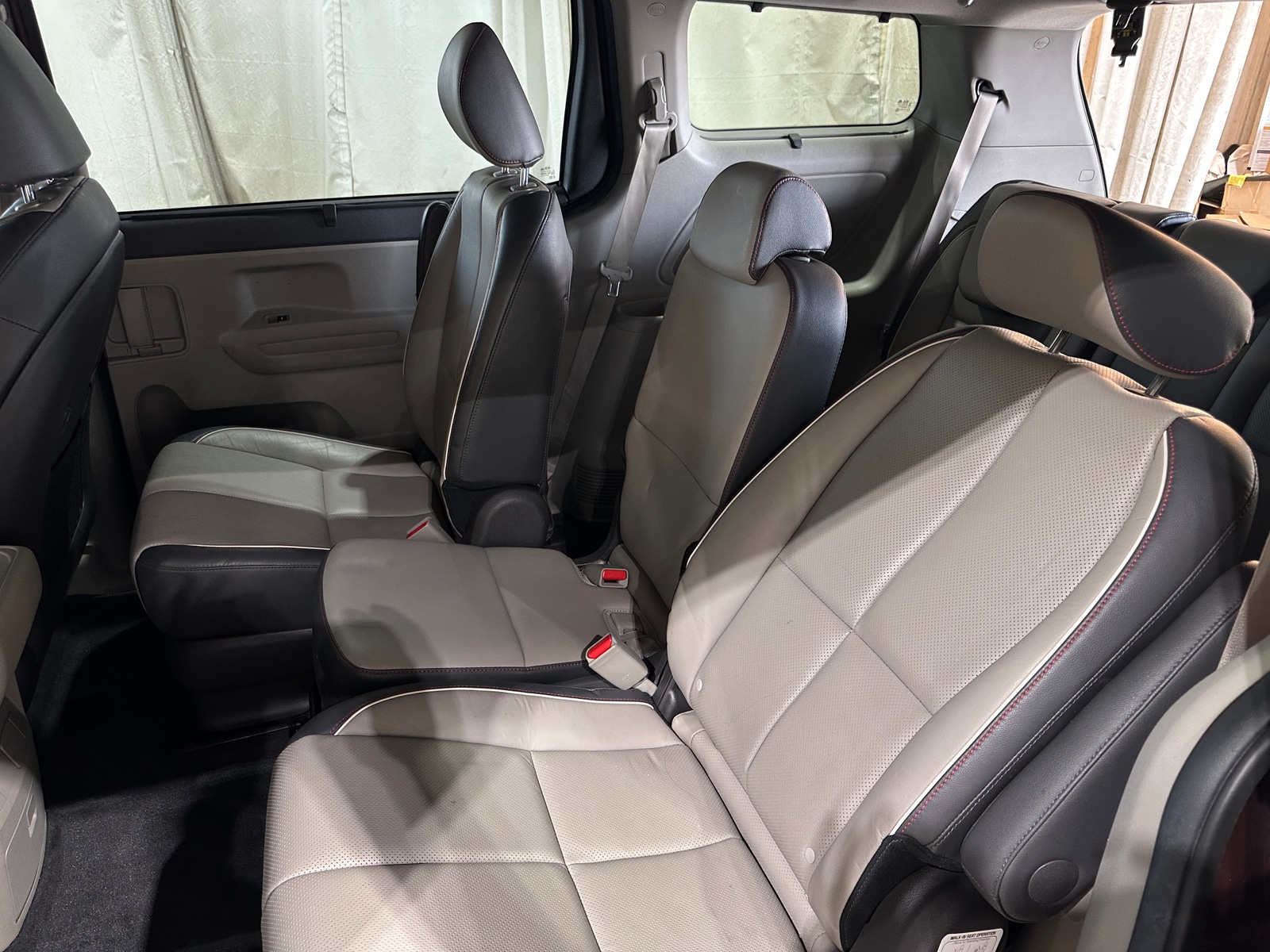 Thumbnail: 2017 Kia Sedona - 5