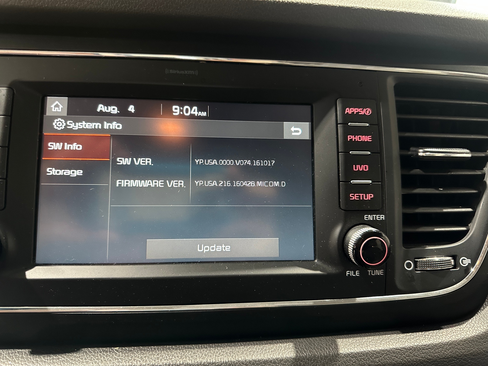 Thumbnail: 2017 Kia Sedona - 3
