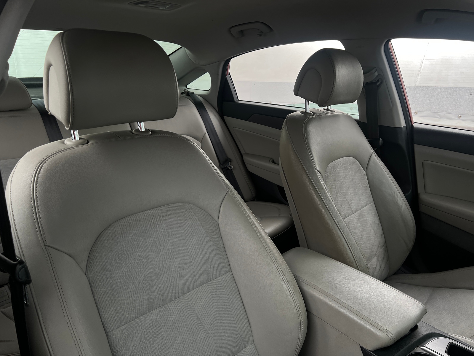Thumbnail: 2015 Hyundai Sonata - 2