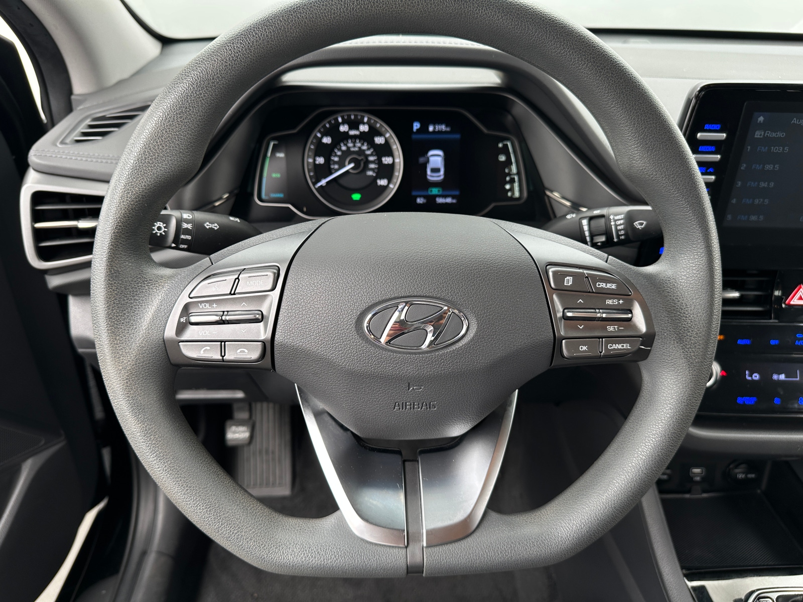 Thumbnail: 2020 Hyundai Ioniq - 5