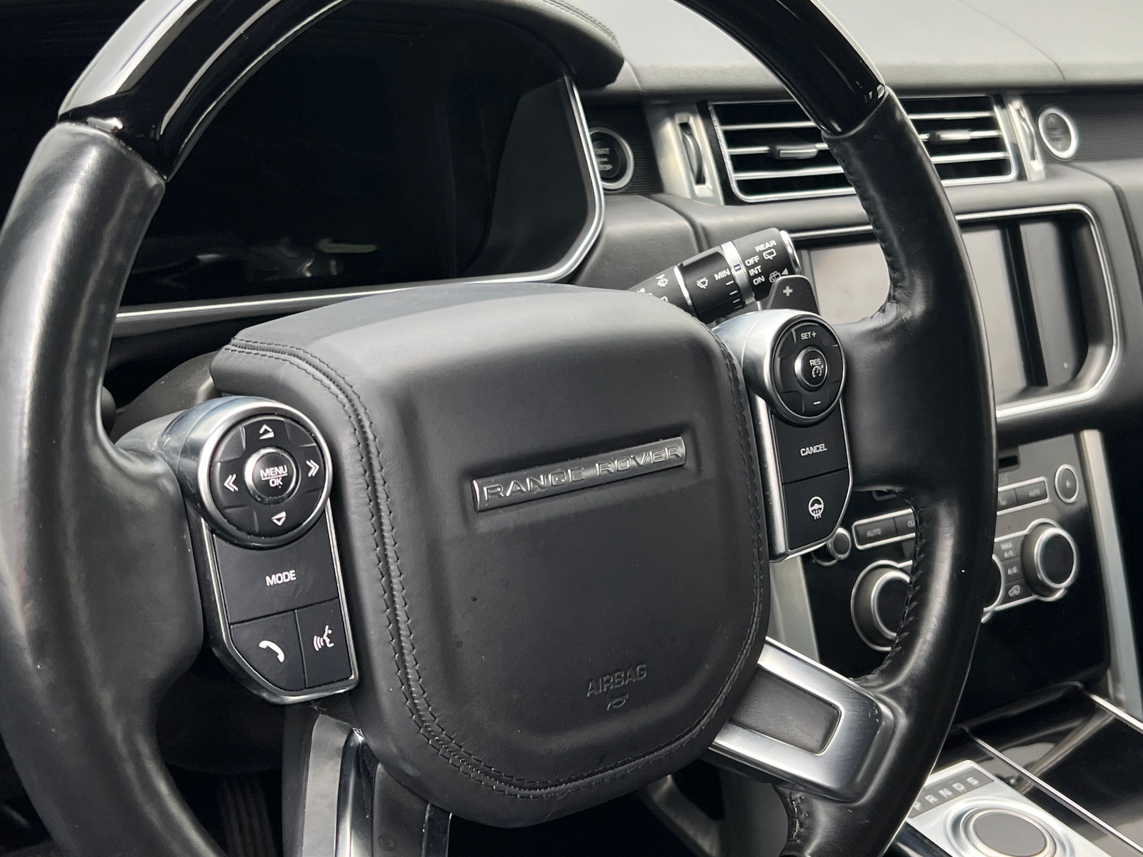 Thumbnail: 2016 Land Rover Range Rover - 5