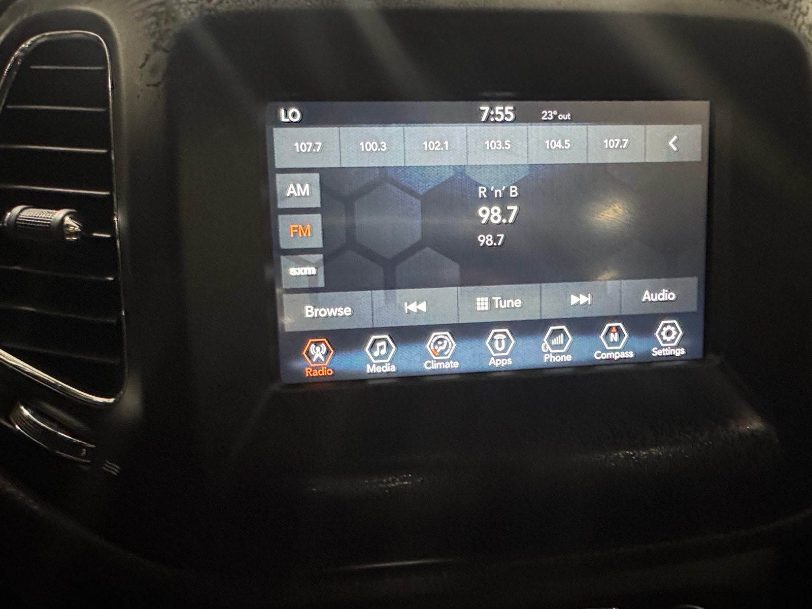 Thumbnail: 2018 Jeep Compass - 4