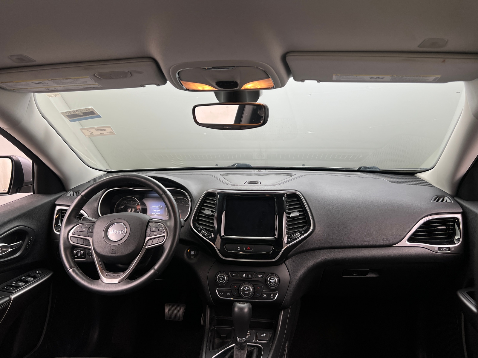 Thumbnail: 2019 Jeep Cherokee - 2