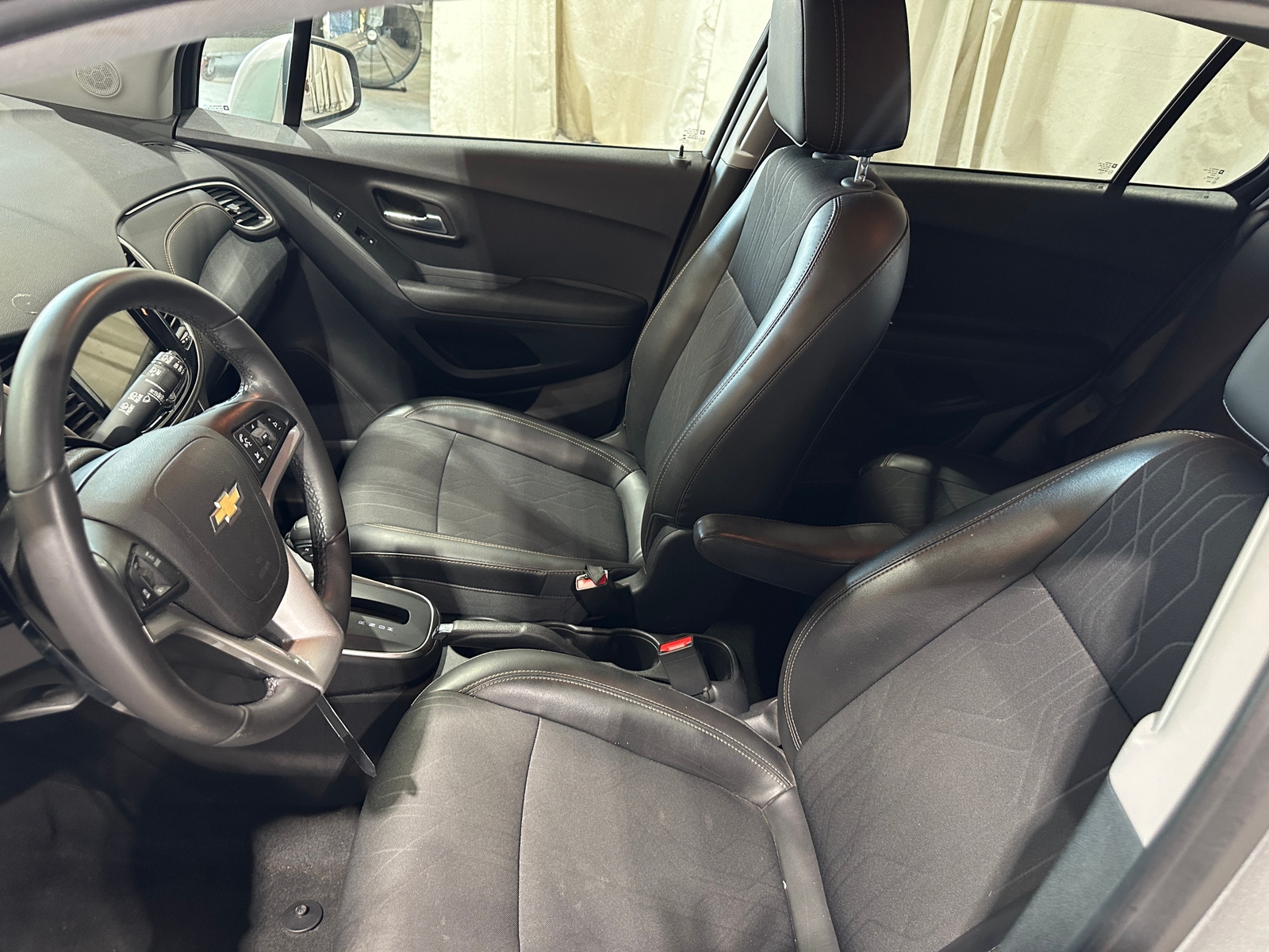 Thumbnail: 2019 Chevrolet Trax - 2