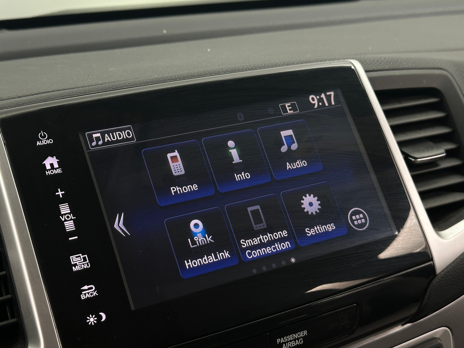 Thumbnail: 2018 Honda Pilot - 4