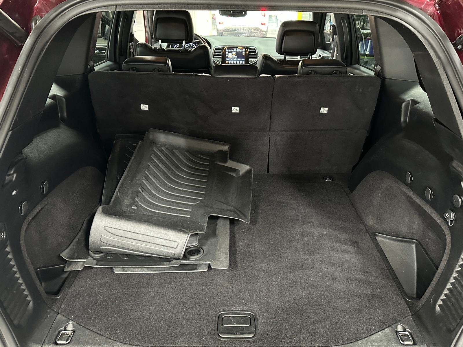 Thumbnail: 2019 Jeep Grand Cherokee - 6