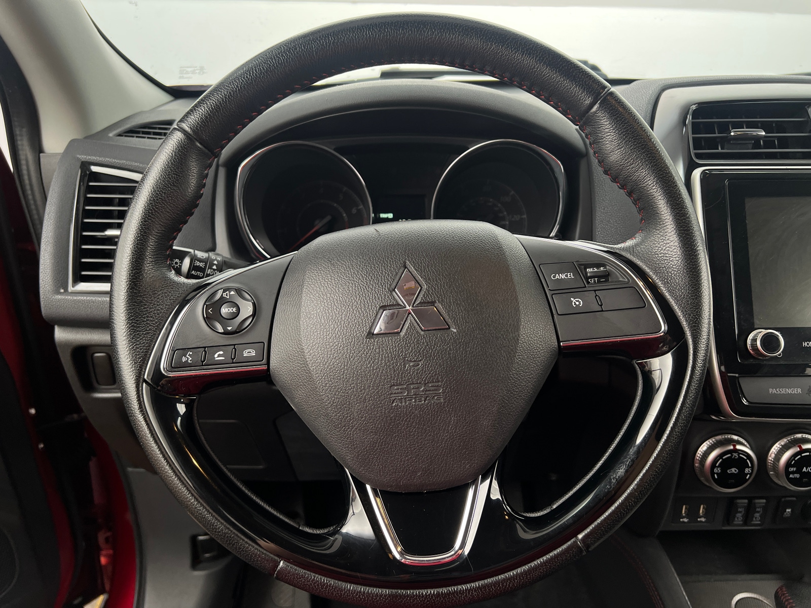 Thumbnail: 2022 Mitsubishi Outlander Sport - 5
