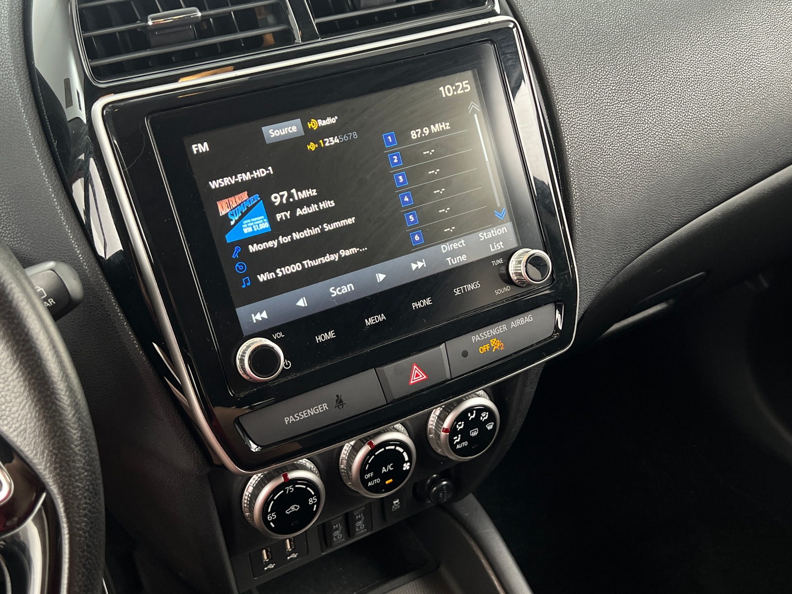 Thumbnail: 2022 Mitsubishi Outlander Sport - 4