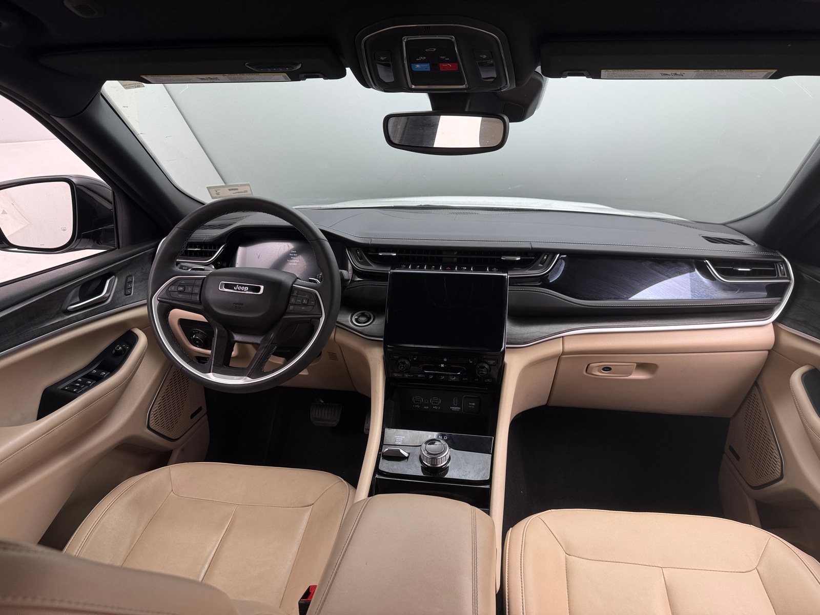Thumbnail: 2023 Jeep Grand Cherokee L - 2
