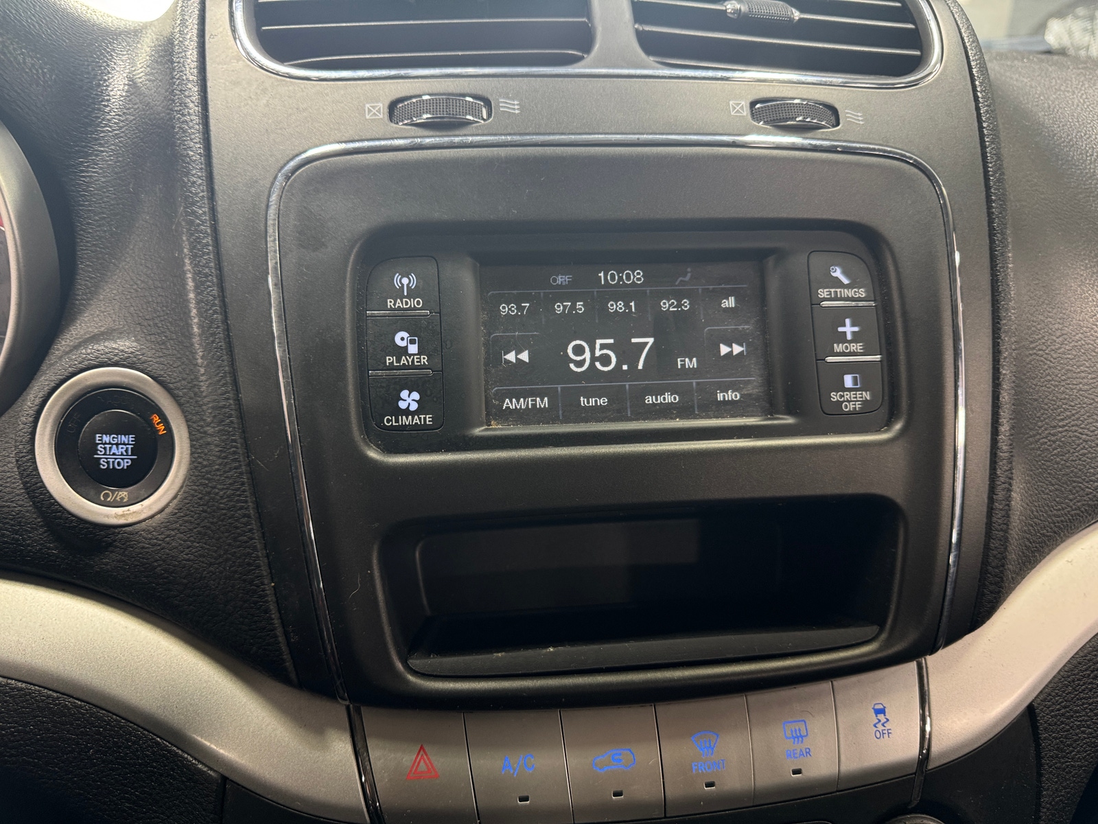 Thumbnail: 2018 Dodge Journey - 4