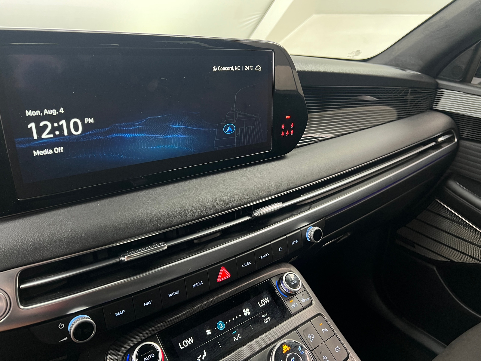 Thumbnail: 2024 Hyundai Palisade - 3