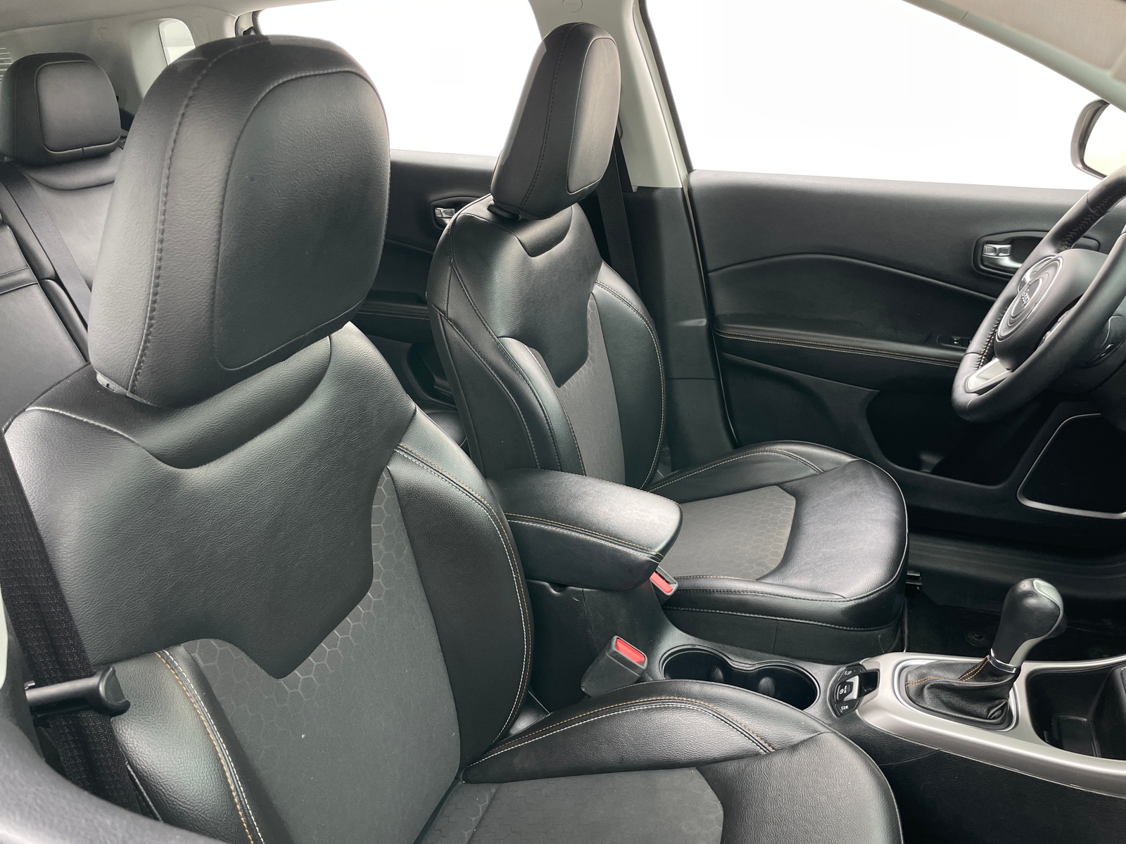 Thumbnail: 2018 Jeep Compass - 2